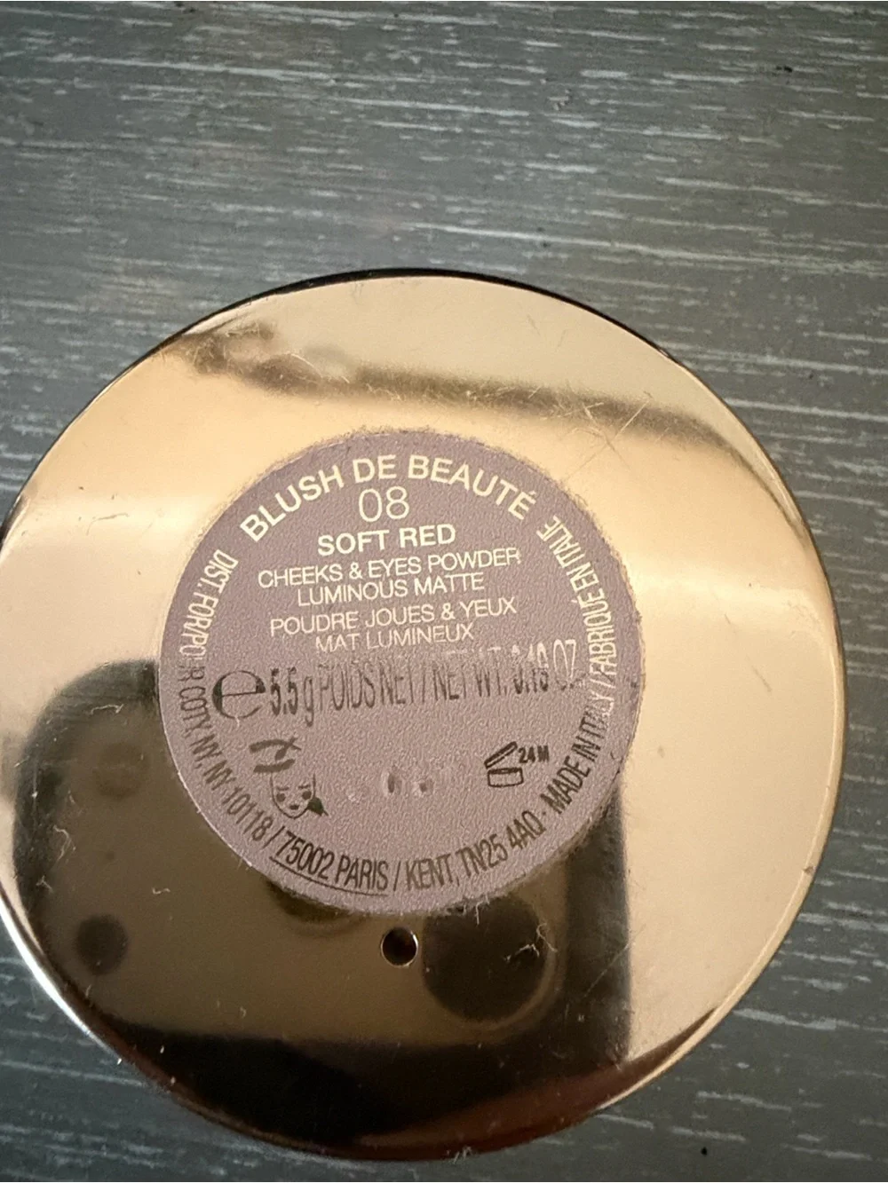 Gucci beauty blush shade 8 soft red